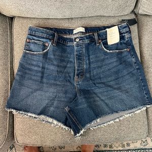 The Dad Short High Rise Curve Love